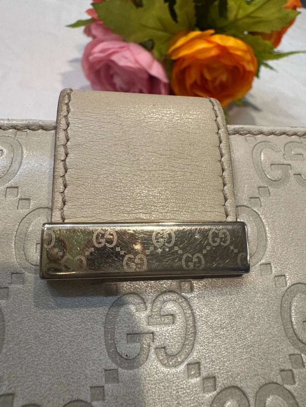 Authentic Gucci Signature Guccisima Continental Wallet - Picture 7 of 13